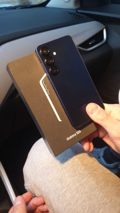 Продам Samsung c25