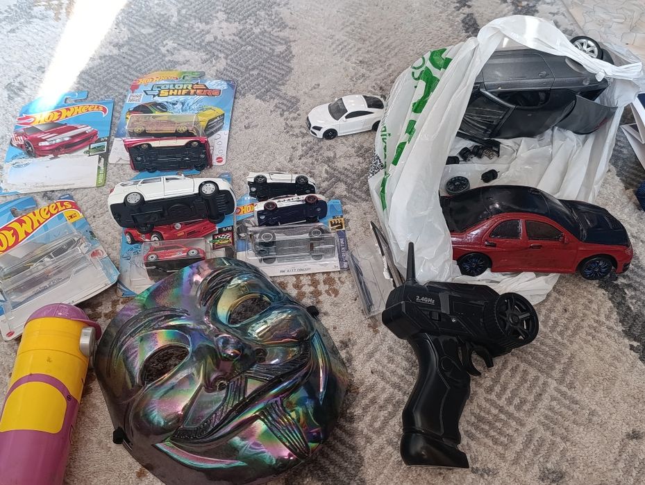 Машинки игрушки модельки