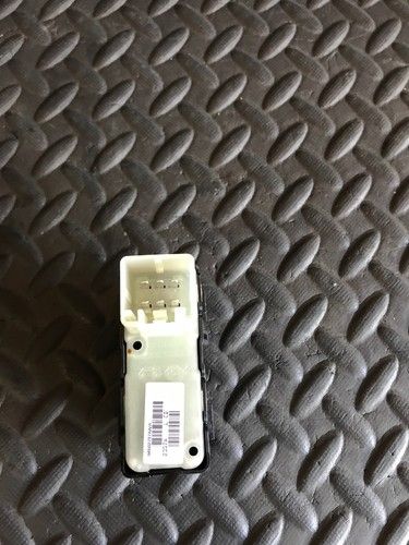 Превключвател за стъкло за задна лява врата за Dodge Avenger 2.0 CRD (2006-2011) 04602787AA