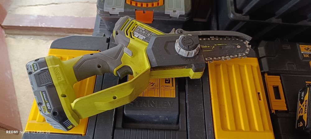 Акумулаторен трион Ryobi 18V