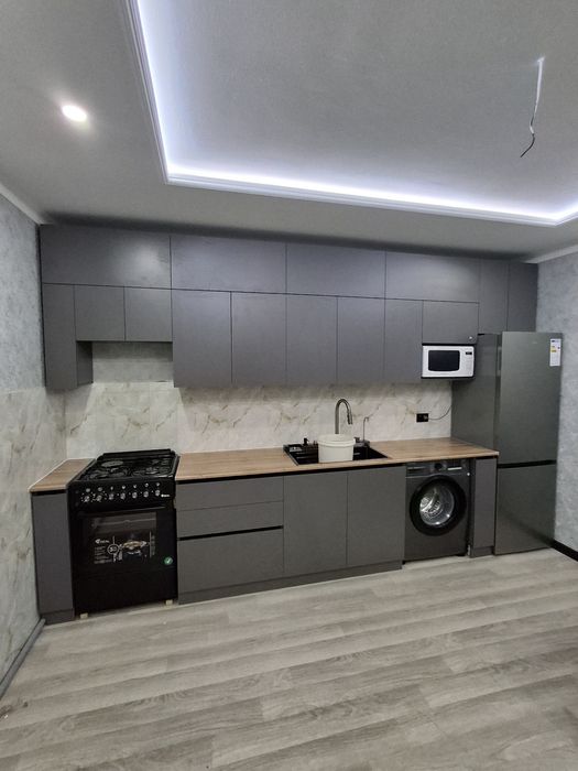 Кухни на заказ. .