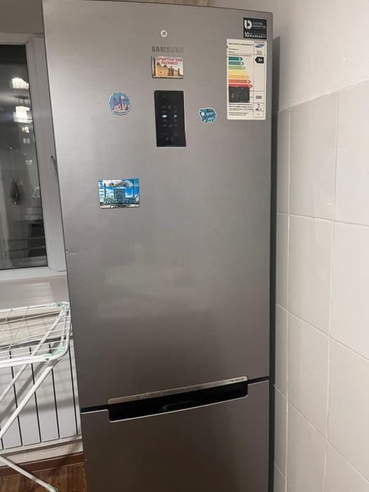 Продам холодильник