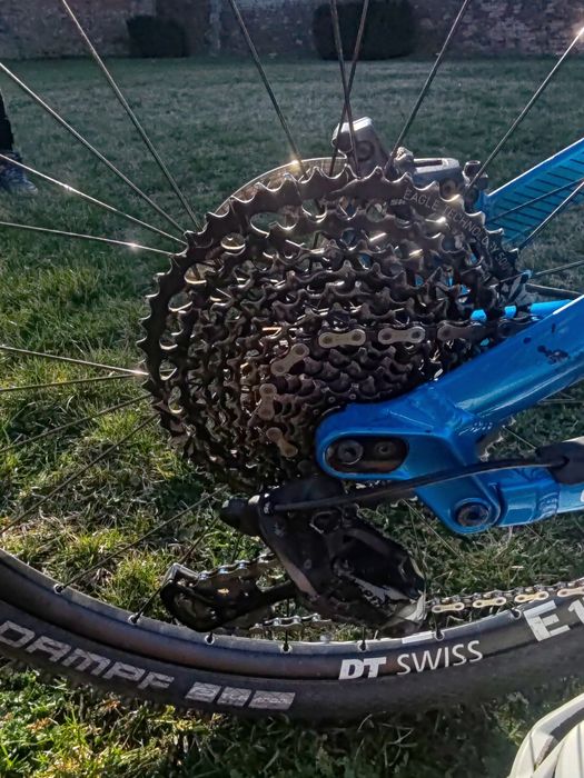 Vând Canyon Strive C.F