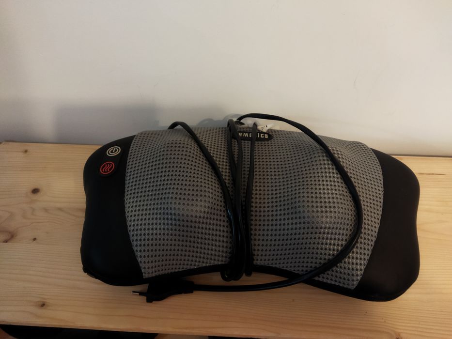 Perna / aparat de masaj pentru gat