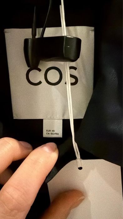 Шикарный тренч от COS