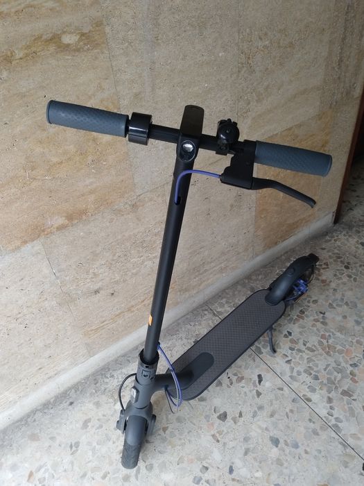 Електрическа Тротинетка Xiaomi Mi 3