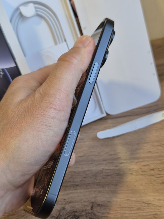 IPhone 16 pro max 256gb black E-sim