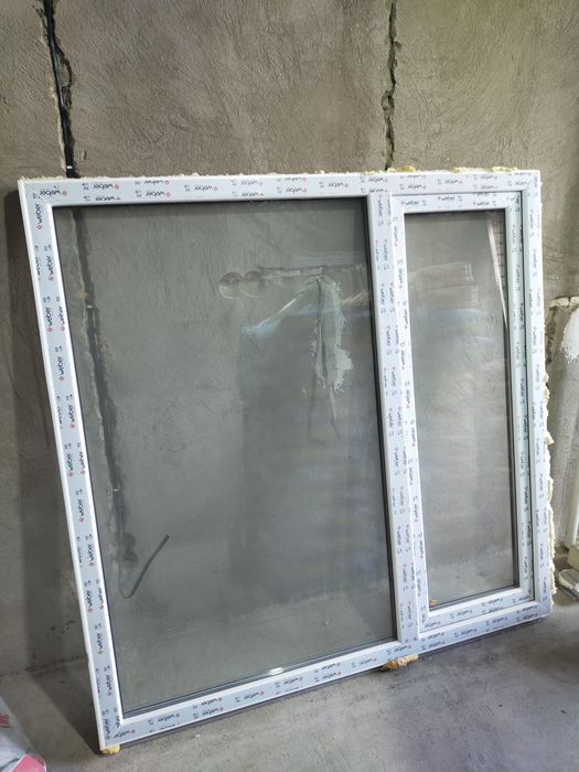 Продам пластиковые окна и дверь б/у