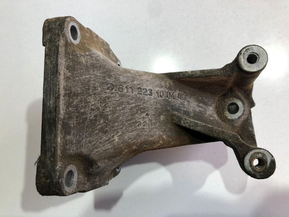 Suport motor stanga Mercedes E-Class W210 6112231004 2.7 cdi