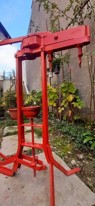 Dopuitor manual pentru dopuri din pluta