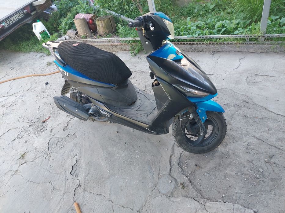 Продам скутер 150кубов