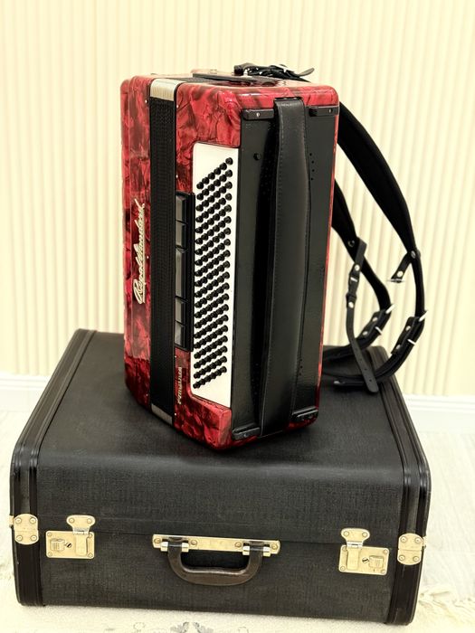 Бес қатарлы баян