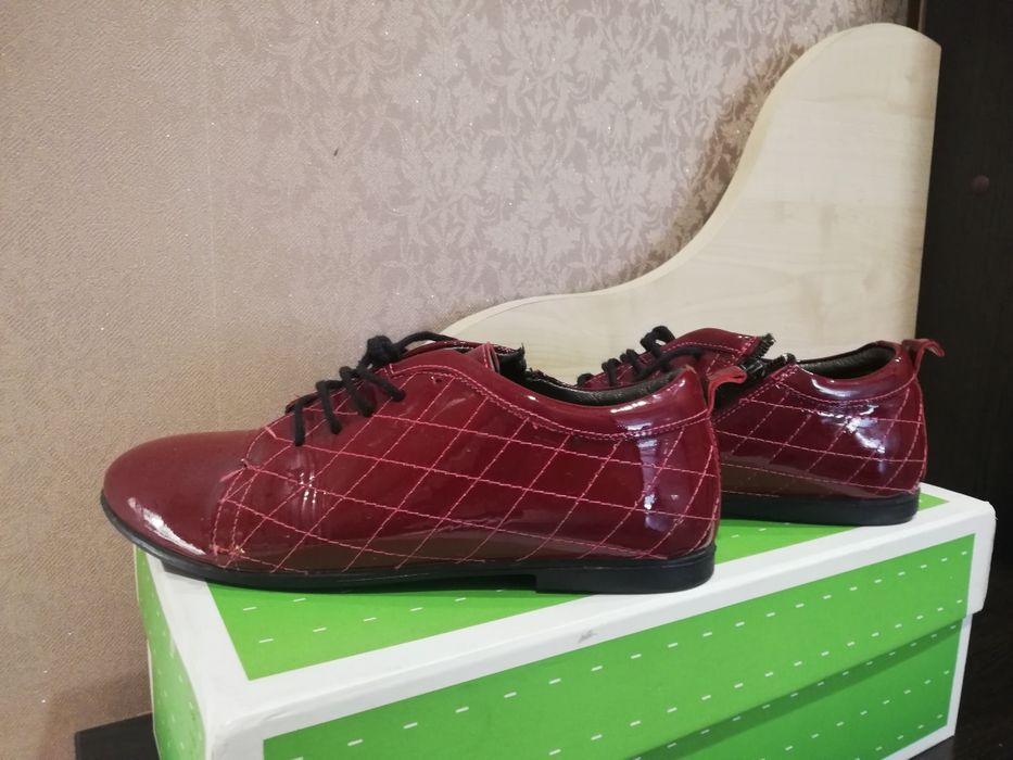 Туфли кожаные лаковые