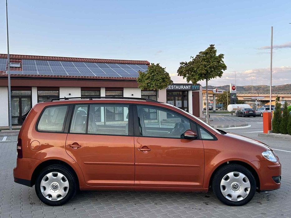 Volkswagen Touran 2009 1.9 Diesel