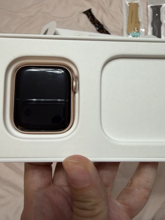 Apple Watch Series 6 40 mm GPS Gold | Оригинал