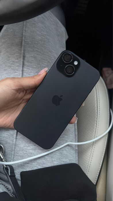 Iphone 15 128gb продам
