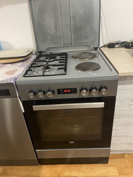 Печка с фурна-Беко