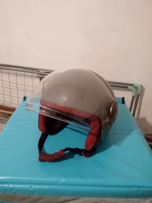 Продам мото шлем