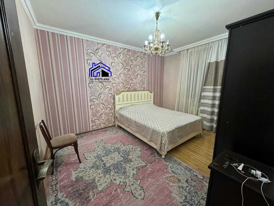 Ул, Амира Темура 3/2/4 Кирпичный 77серия балкон 2\6+1\3 можно ипатека