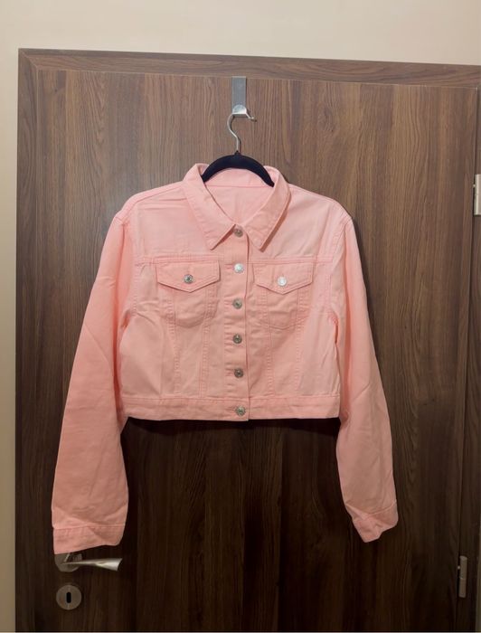 Чисто ново светло розово дънково дънкено яке
