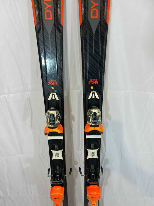 Ski schi carve Dynastar Speed Zone 7 153cm +Look Dual WTR