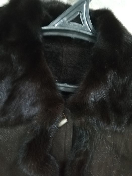 Продам дубленку женскую