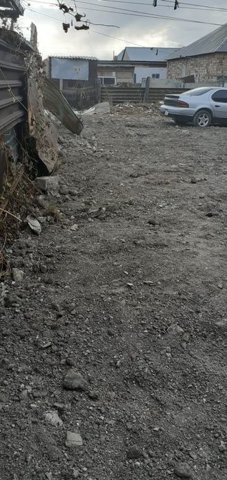 продам землю с домом срочно!