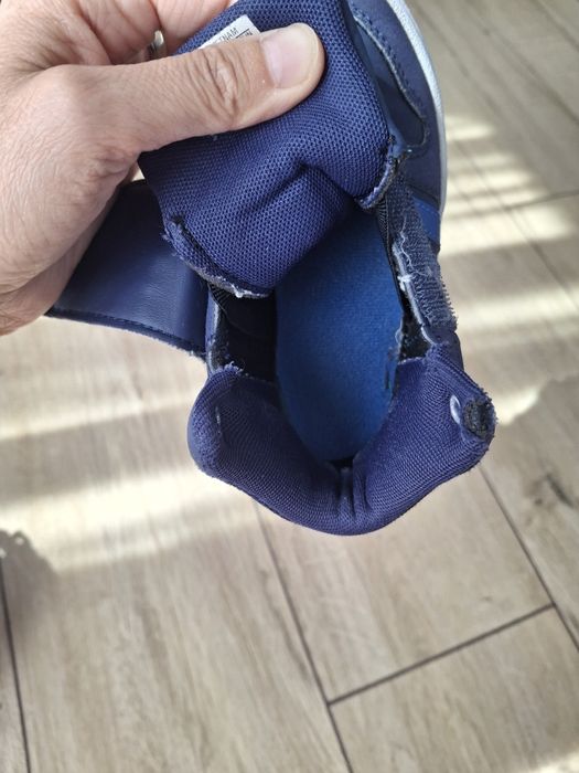 Adidasi copii marime 25