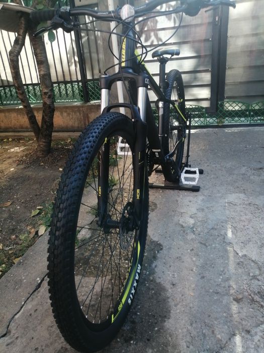 Bicicletă Giant roții 29 nouă