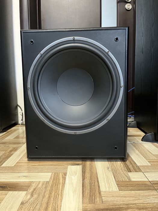 RezervatSubwoofer Magnat Monitor Suprem 302A