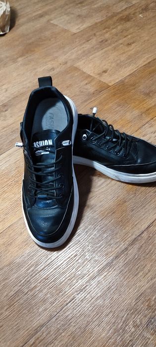 Продам кеды унисекс