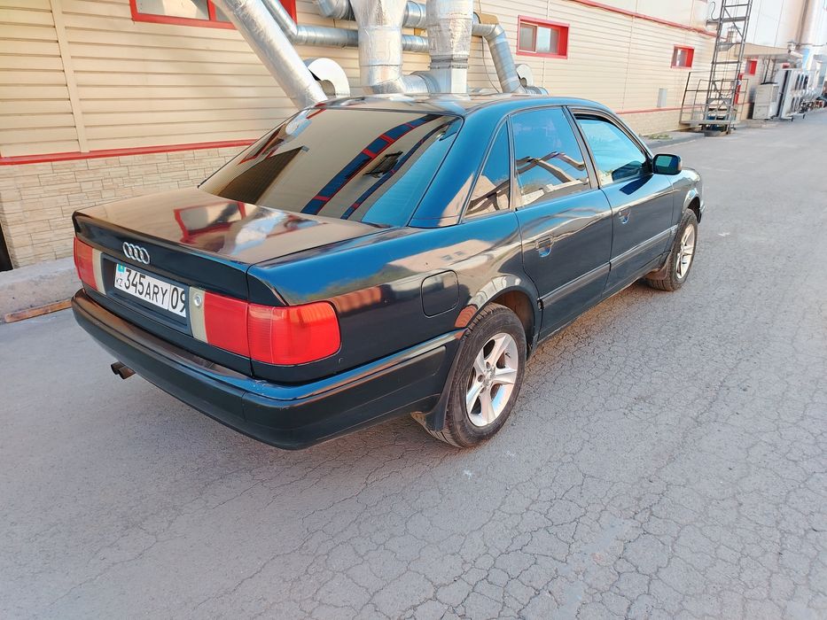Продам Ауди 100с4