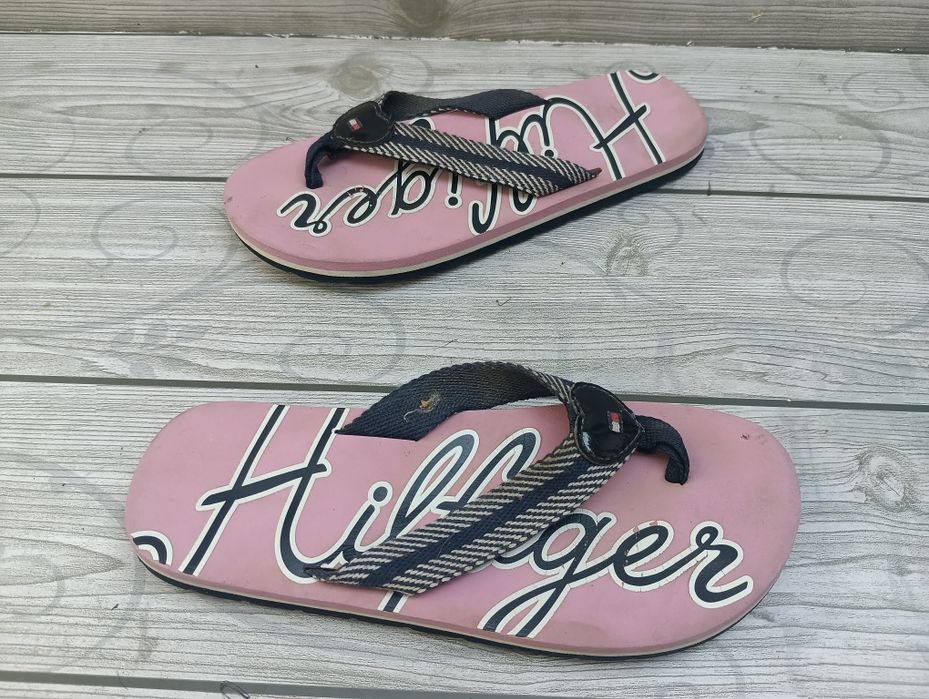 Tommy Hilfiger N 35