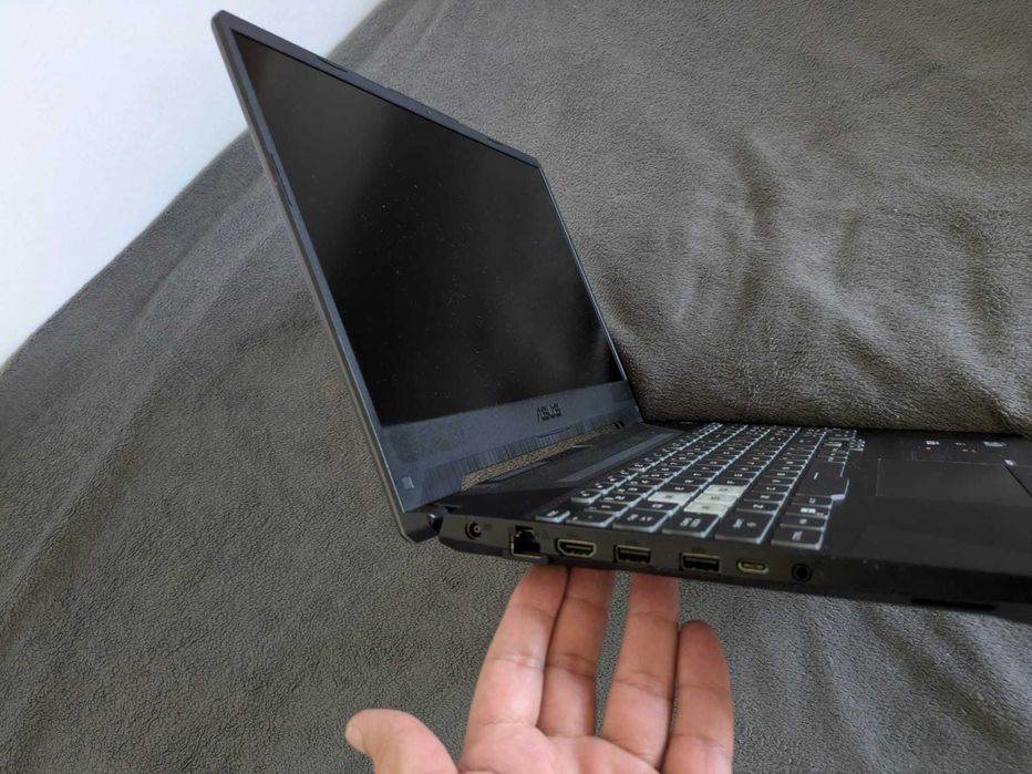 Laptop Asus TUF A15 FA506ICB
