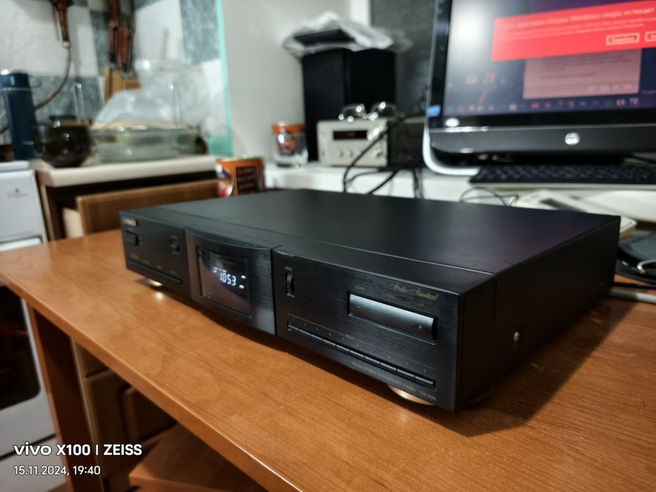 Продам стерео тюнер Fischer