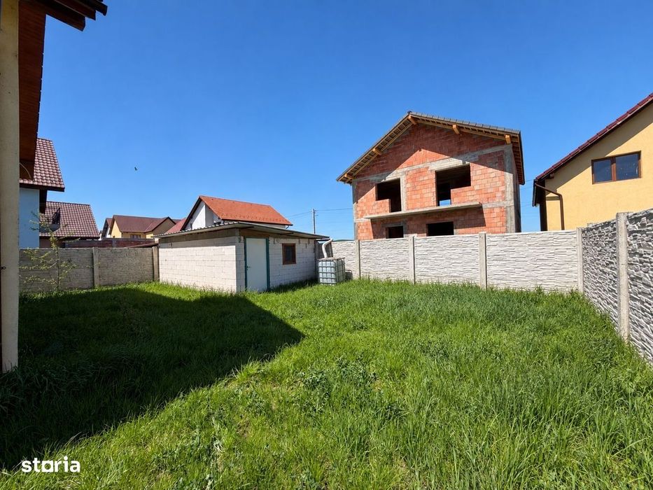 Oportunitate de investitie: Casa individuala - 4 camere, teren 300 mp