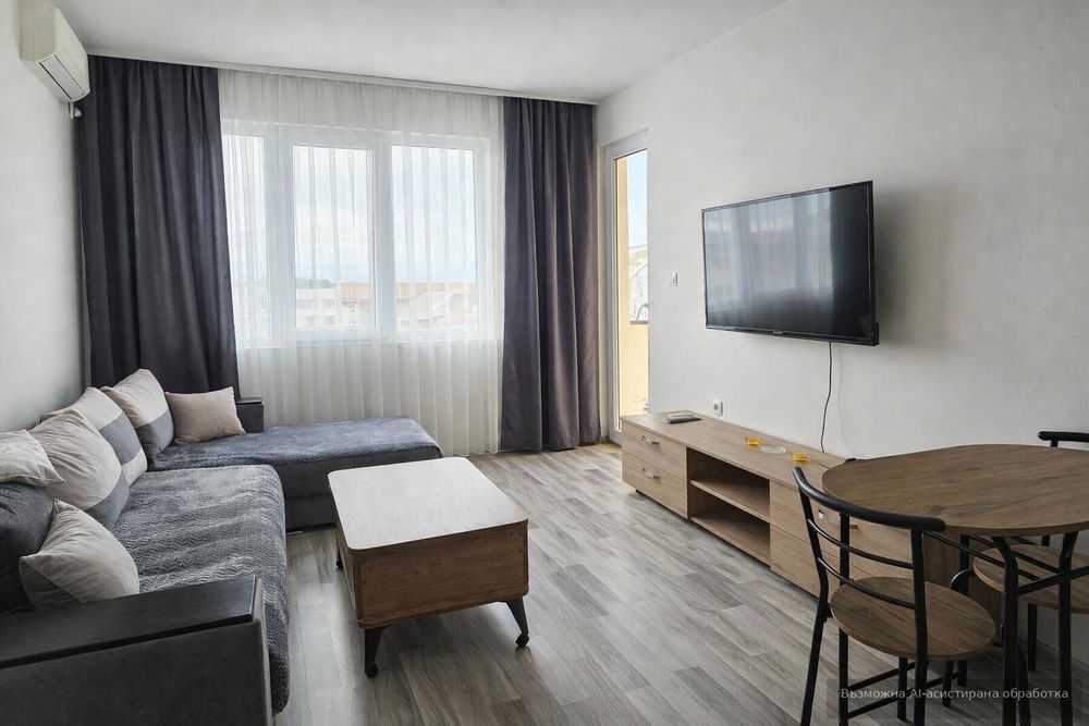 Тристаен апартамент под наем в Център