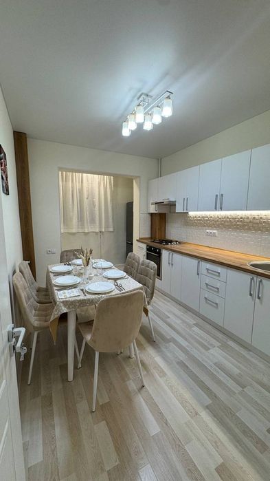 Срочно продаётся 2 ком Корасув 4