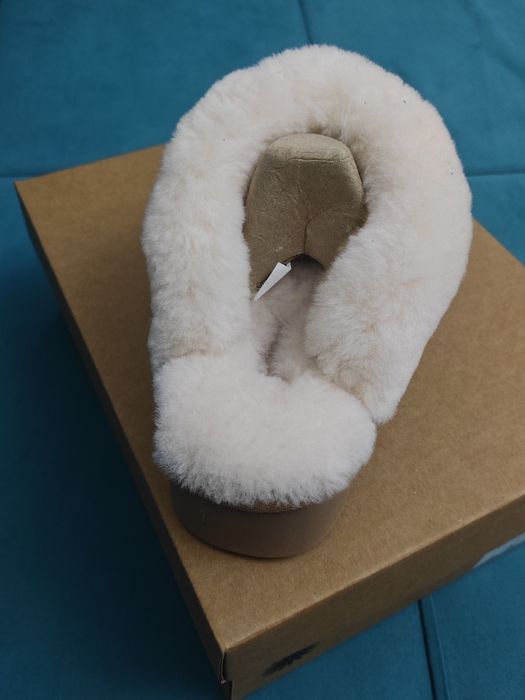 Продам обувь UGG