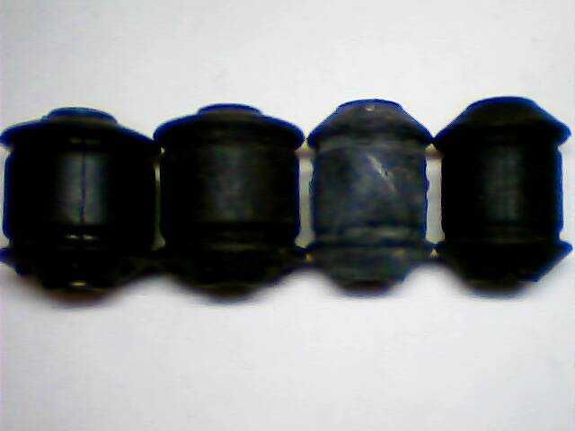 Сайлентблоки задней подвески оригинал на Ford Skorpio и для другого