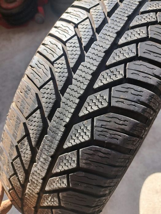 2 anvelope iarnă 185 65 r15 Semperit