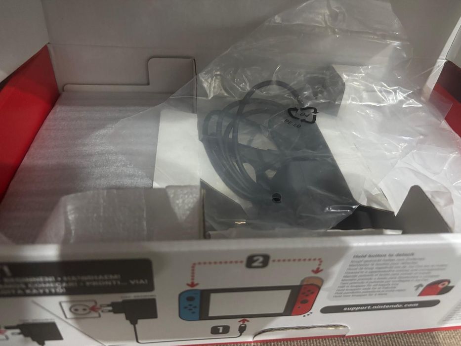 Nintendo switch în stare foarte buna