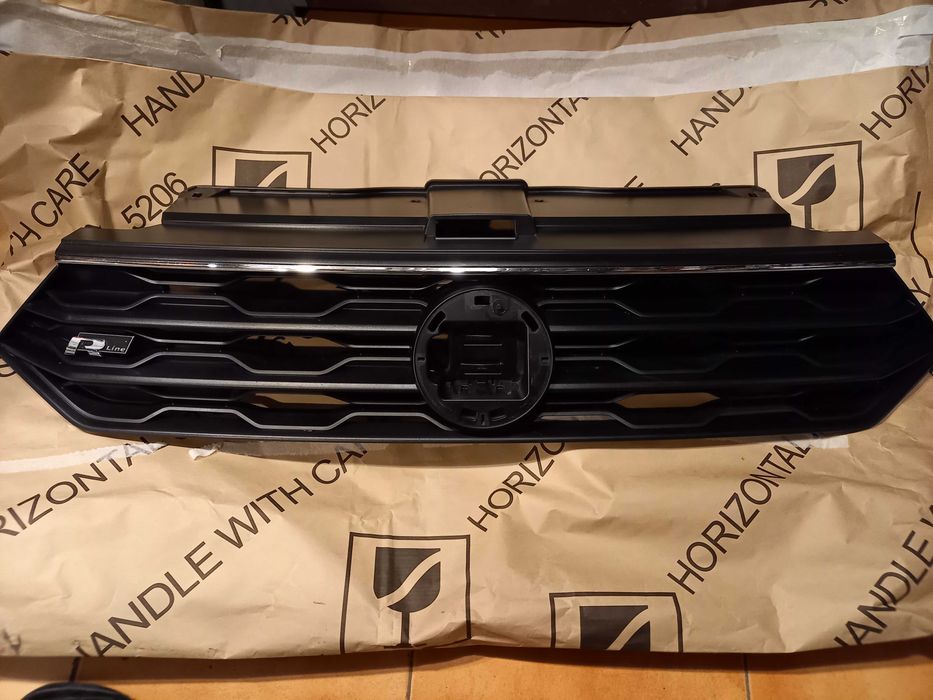 Предна решетка за VW Т-roc R-line 2020g