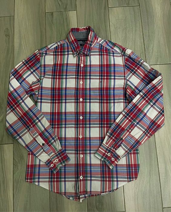Camasa Tommy Hilfiger!