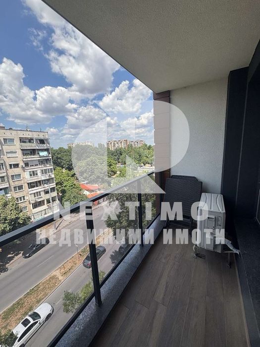 Дава се под наем Тристаен апартамент в Пловдив, Кършияка - 92 кв.м за 765 € - Снимка #2