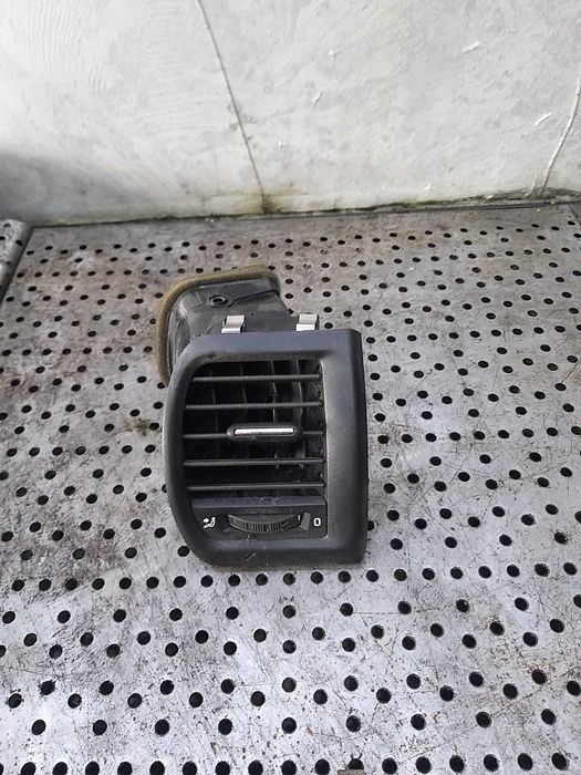 Grila aer ventilatie bord dreapta skoda fabia 2 5j0819702