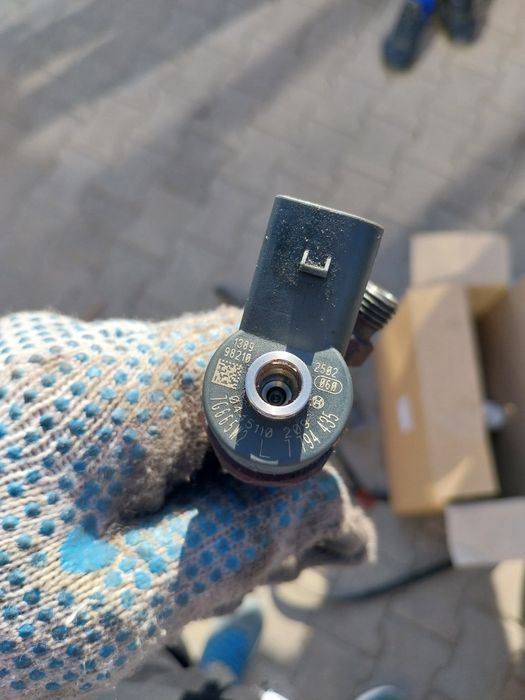 Горивна система ПИЕЗО BMW M57D30 BMW 325d 525d Е90 Е91 Е92 Е93 Е60 Е61