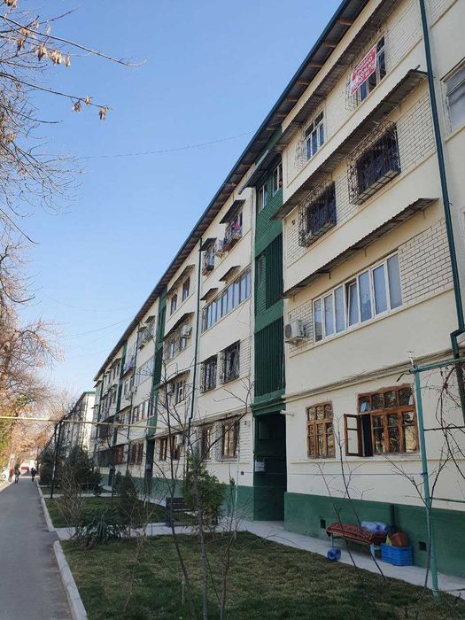 Продается 4 комн с мебелью Ориент Рисовой Спецплан102м2 Двойной балкон