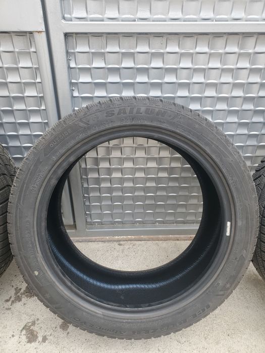 SAILUN 225/45 R17 зимни гуми