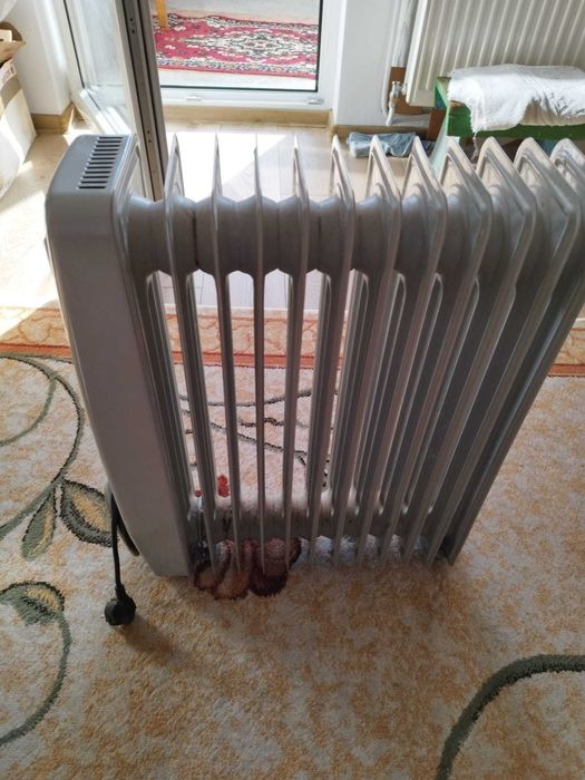 Radiator cu ulei 2400 W
